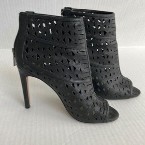Women’s Vince Camuto heels (6)